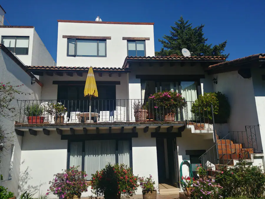Fachada residencial de Moctezuma 52